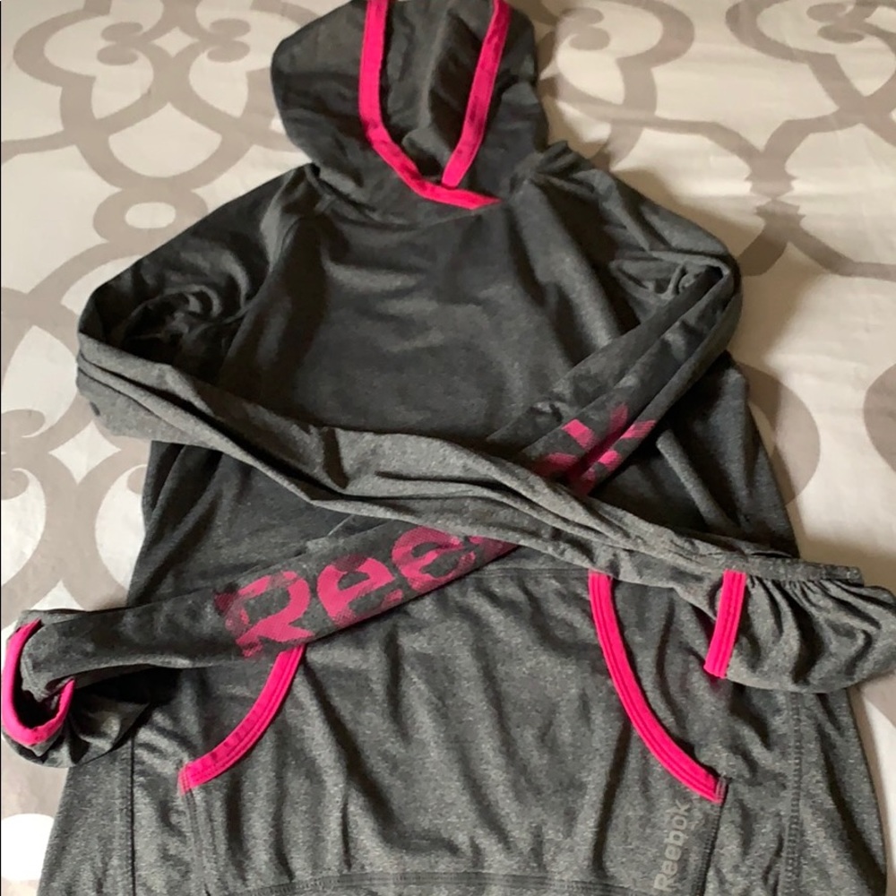 Reebok light long sleeve